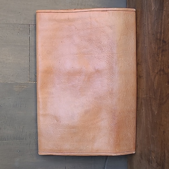 Vintage Good Goods Tri-Fold Leather Portfolio with Belt Closure Men Women Unisex - Picture 2 of 13